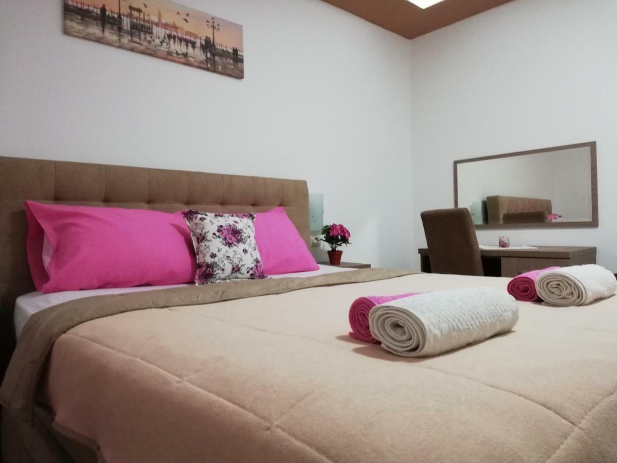 Apartments Familia Budva Kültér fotó