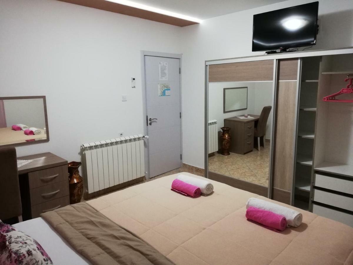 Apartments Familia Budva Kültér fotó